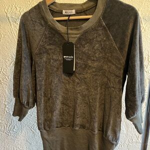 Gray Raglan Sleeve Sweatshirt